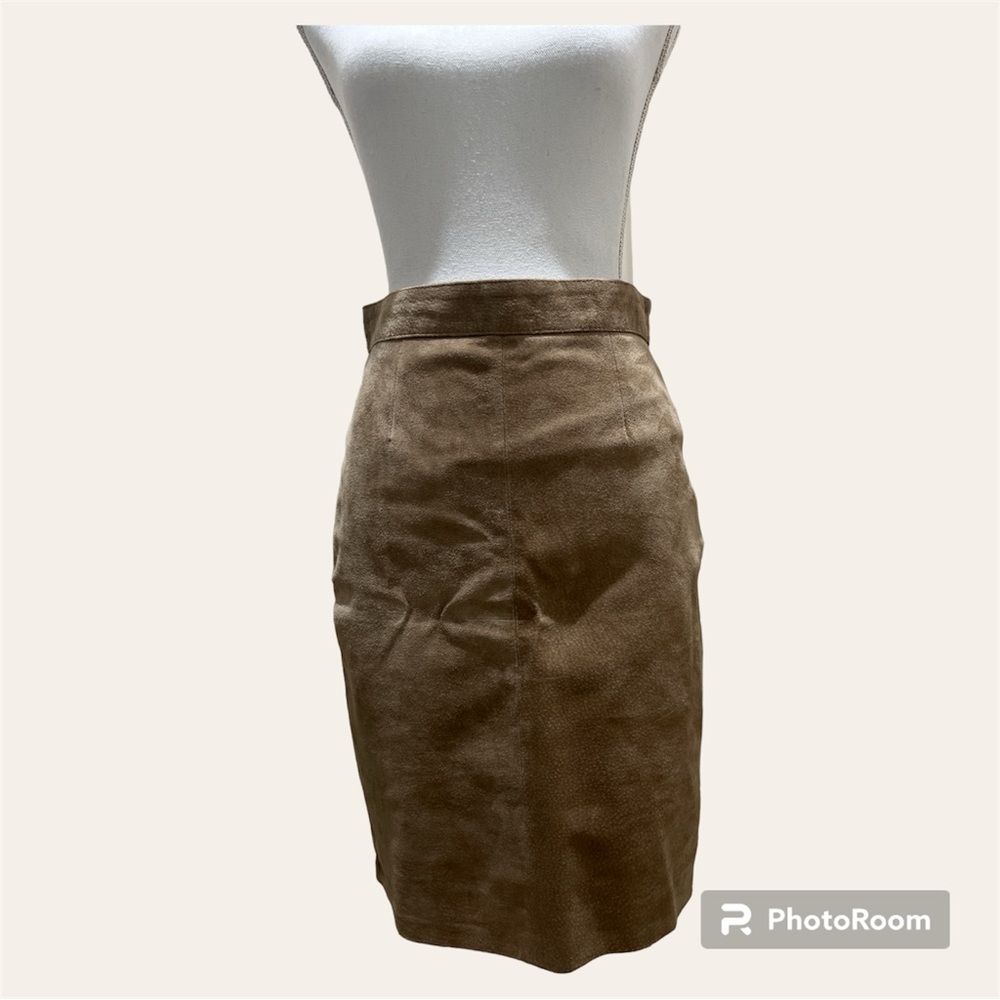 Made in Italy Suede Leather Skirt , Sandy Color ( bin1)